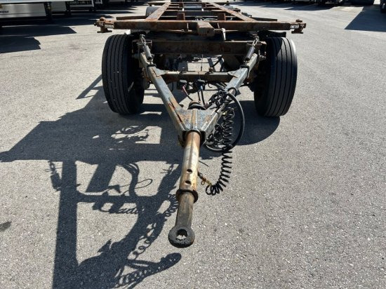 Renders Standard-Lafette BDF, BPW-Achsen - Konteynır taşıyıcı/ Yedek karoser römork: fotoğraf 2 Renders Standard-Lafette BDF, BPW-Achsen - Konteynır taşıyıcı/ Yedek karoser römork: fotoğraf 2