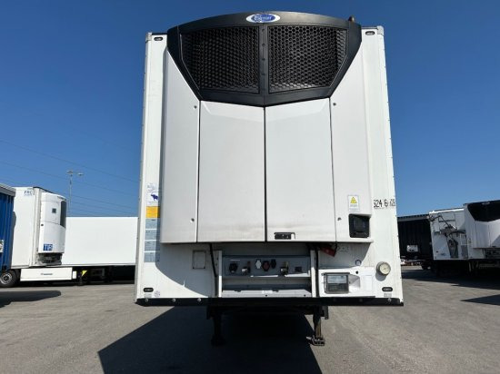 Schmitz SCB S3B SKO24 Multitemp Kühlauflieger, Carrier,  Trennwand, Doppelstock - Izotermik dorse: fotoğraf 2 Schmitz SCB S3B SKO24 Multitemp Kühlauflieger, Carrier,  Trennwand, Doppelstock - Izotermik dorse: fotoğraf 2