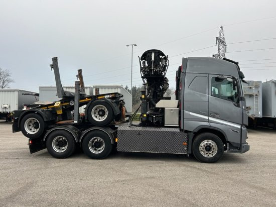 Volvo FH 16 650 6x4 Langholzzug + Doll M2K-9L Nachläufer mit Palfinger Epsilon S260C96, I-Shift, Retarder, - Tomruk kamyonu, Vinçli kamyon: fotoğraf 4 Volvo FH 16 650 6x4 Langholzzug + Doll M2K-9L Nachläufer mit Palfinger Epsilon S260C96, I-Shift, Retarder, - Tomruk kamyonu, Vinçli kamyon: fotoğraf 4