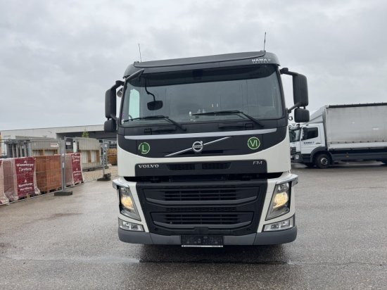 Volvo FM 420, Schlafkabine Koffer mit Ladebordwand - Kapalı kasa kamyon: fotoğraf 2 Volvo FM 420, Schlafkabine Koffer mit Ladebordwand - Kapalı kasa kamyon: fotoğraf 2