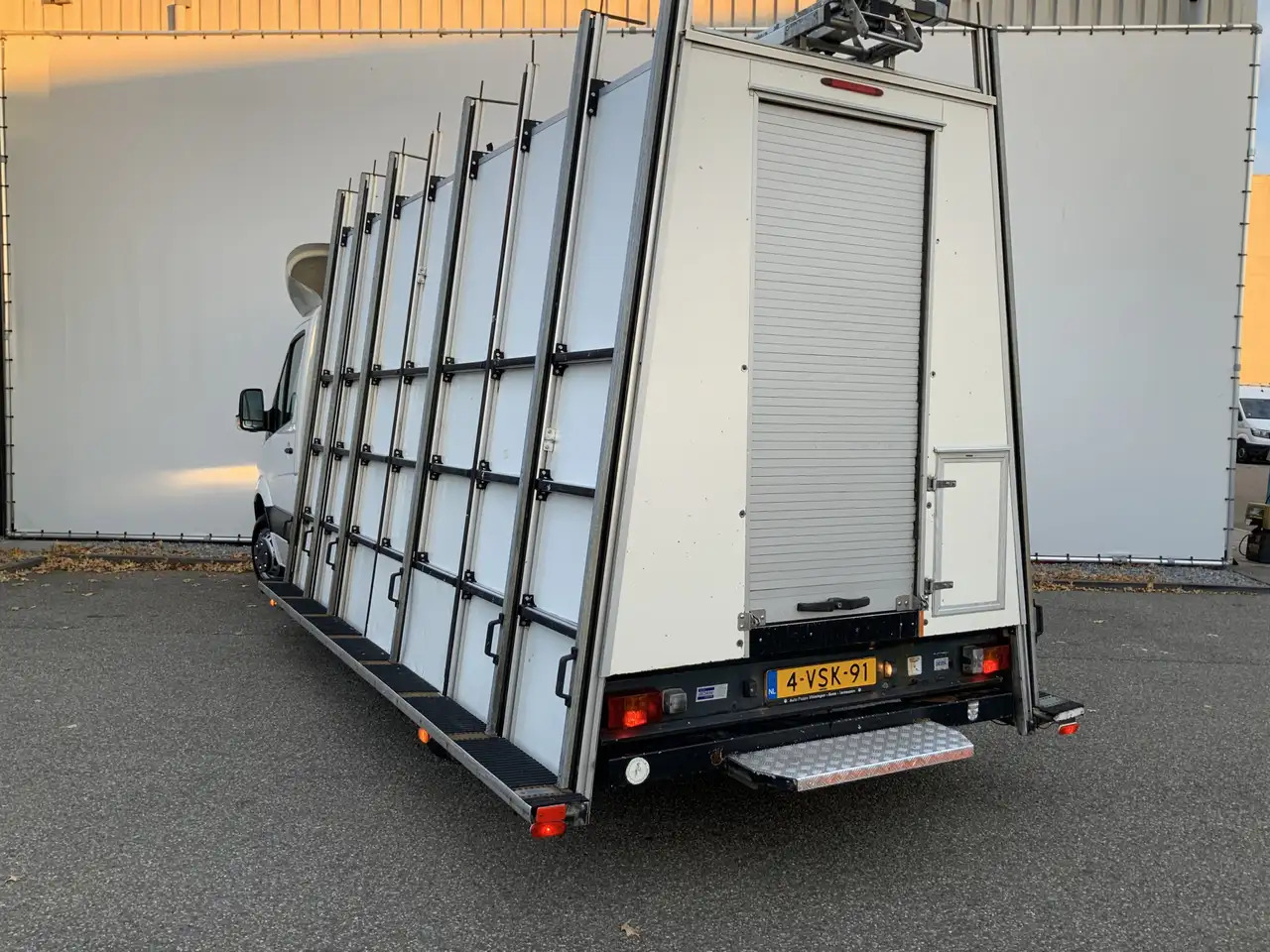 Volkswagen Crafter 35 2.0 TDI L3H1 Glasresteel Airco Cruise 3 Zits UI - Diğer araçlar: fotoğraf 2 Volkswagen Crafter 35 2.0 TDI L3H1 Glasresteel Airco Cruise 3 Zits UI - Diğer araçlar: fotoğraf 2
