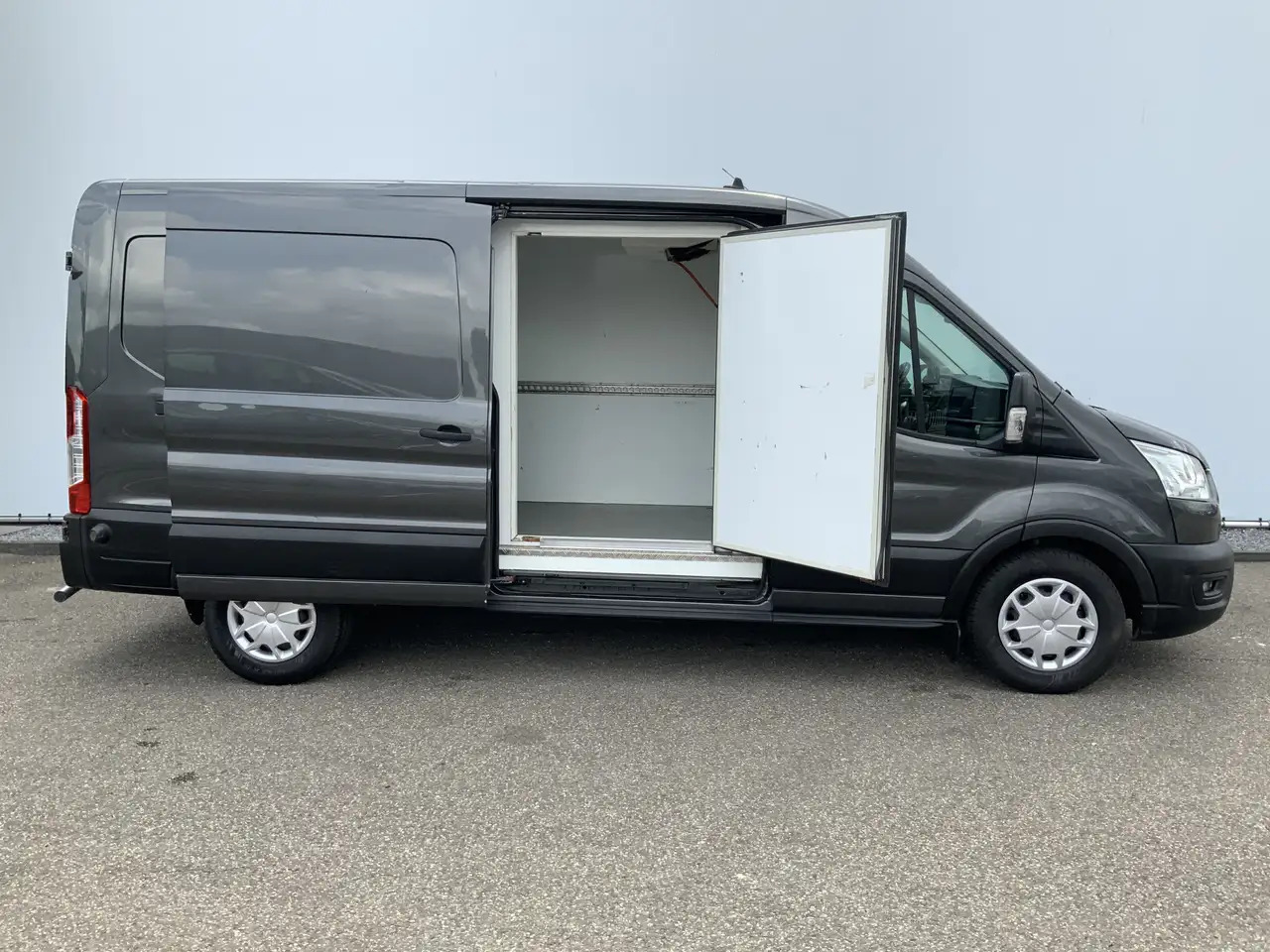 Ford Transit 350 2.0 TDCI L3H2 Trend Koelauto & Vries Automaat - Frigorifik kamyonet: fotoğraf 4 Ford Transit 350 2.0 TDCI L3H2 Trend Koelauto & Vries Automaat - Frigorifik kamyonet: fotoğraf 4