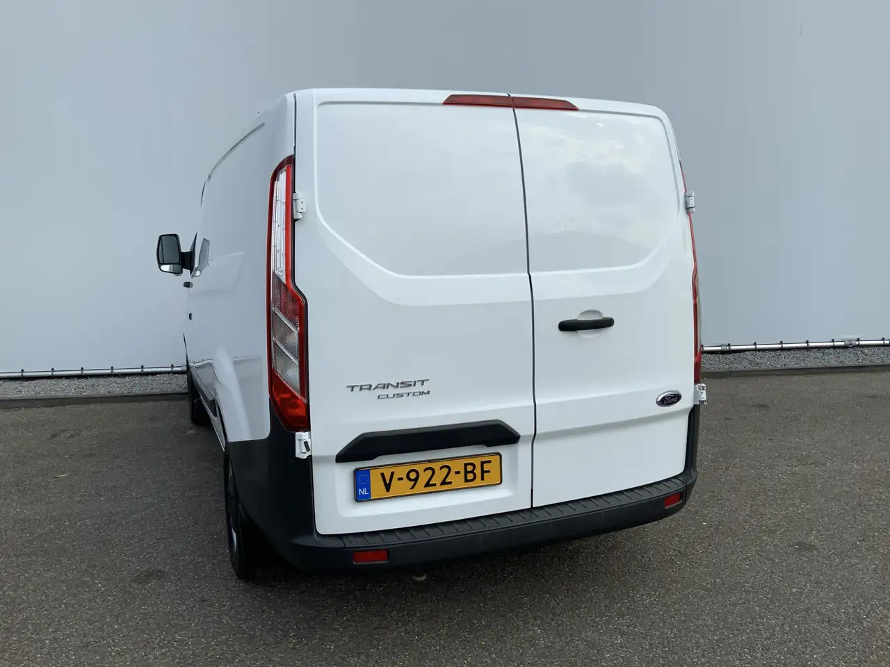 Ford Transit Custom 270 2.2 TDCI L1H1 Economy Edition Airco Cruise 3 Z - Panelvan: fotoğraf 2 Ford Transit Custom 270 2.2 TDCI L1H1 Economy Edition Airco Cruise 3 Z - Panelvan: fotoğraf 2