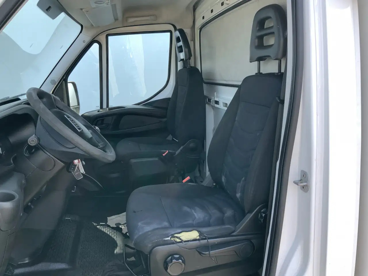 Iveco Daily 35S12 2.3 345 EURO 6 vrieswagen -40 C ijsauto Bakm - Frigorifik kamyonet: fotoğraf 4 Iveco Daily 35S12 2.3 345 EURO 6 vrieswagen -40 C ijsauto Bakm - Frigorifik kamyonet: fotoğraf 4