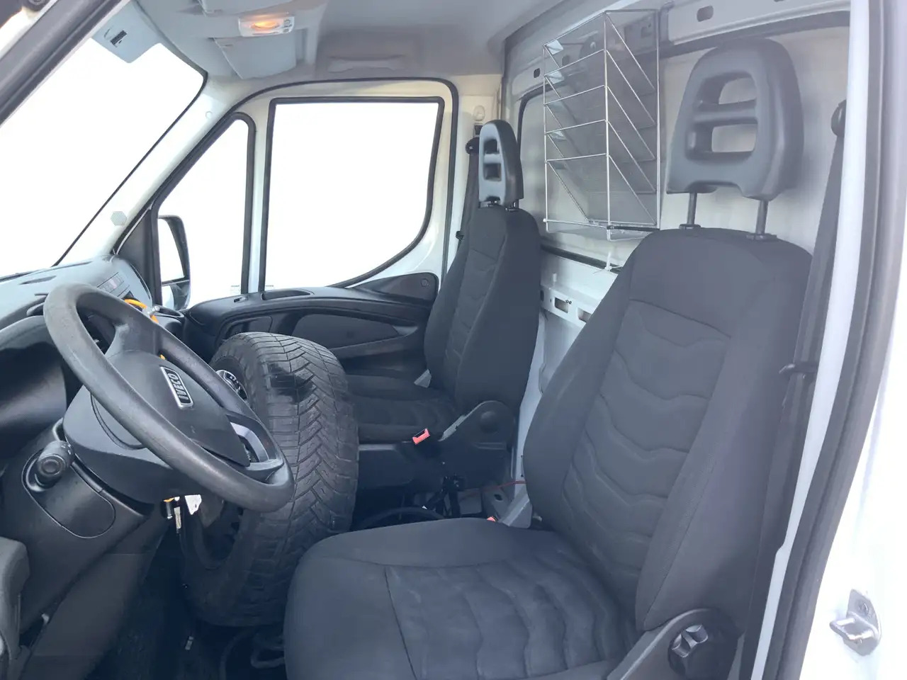 Iveco Daily 35S13 2.3 345 IJswagen -0.40 gr 10 deuren Euro 5 B - Frigorifik kamyonet: fotoğraf 5 Iveco Daily 35S13 2.3 345 IJswagen -0.40 gr 10 deuren Euro 5 B - Frigorifik kamyonet: fotoğraf 5