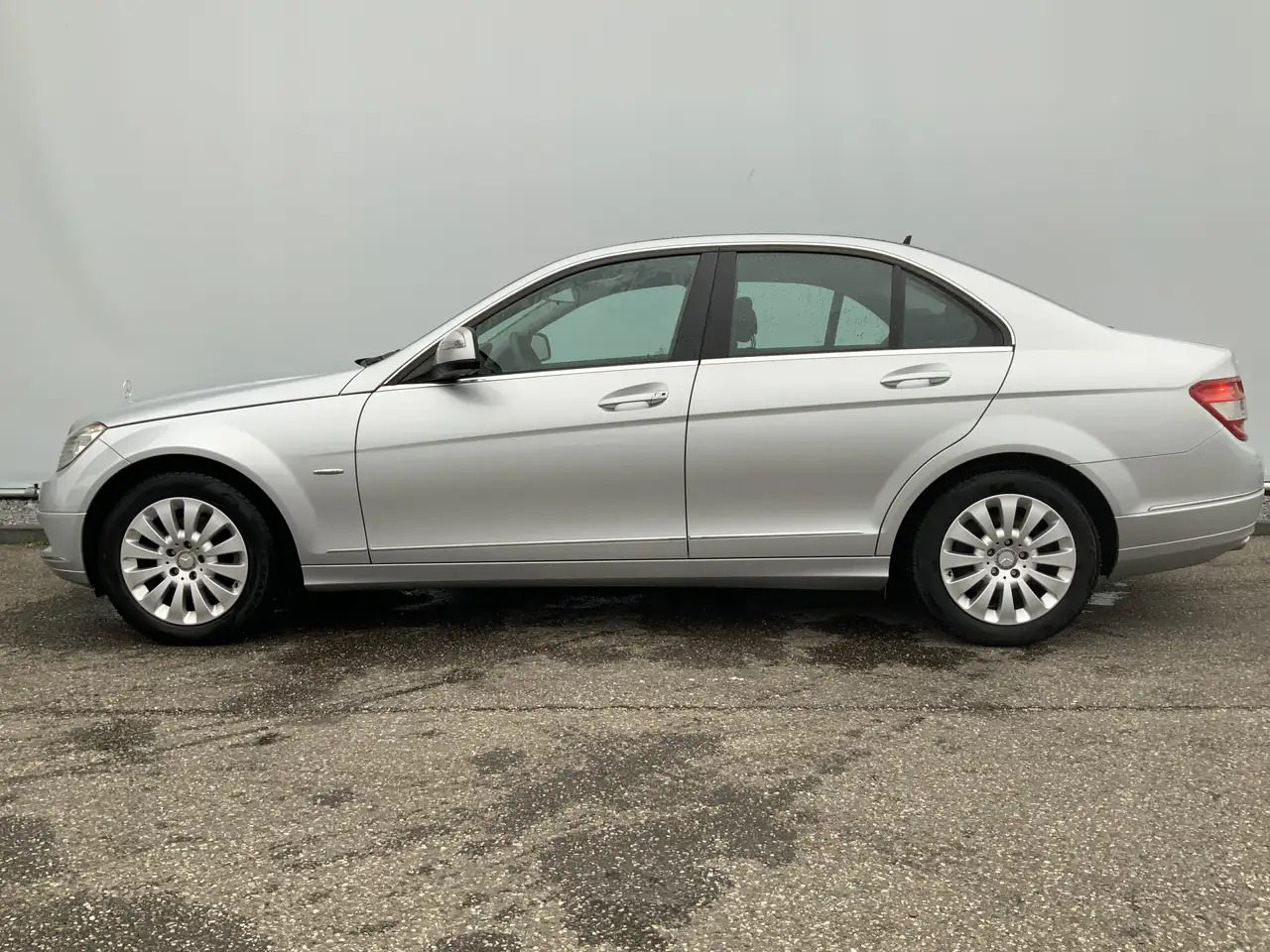 Mercedes-Benz C 200 K Elegance UNIEK ! Airco Compressor Alu Velg Euro - Sedan araba: fotoğraf 3 Mercedes-Benz C 200 K Elegance UNIEK ! Airco Compressor Alu Velg Euro - Sedan araba: fotoğraf 3