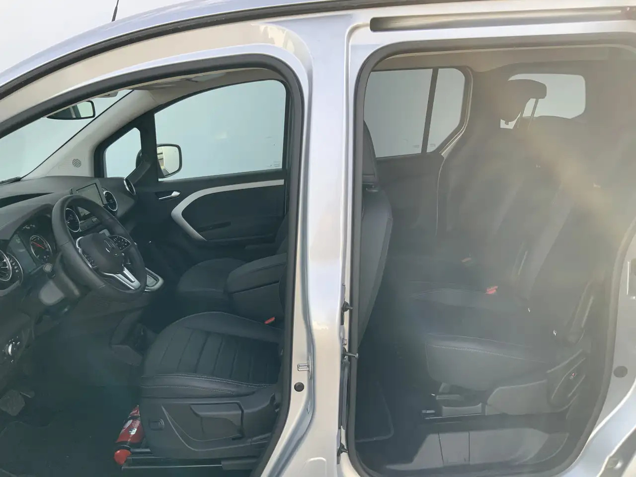 Mercedes-Benz EQT Tourer NIEUW !! 200 L1 Advanced Plus 45 kWh - Binek araba: fotoğraf 5 Mercedes-Benz EQT Tourer NIEUW !! 200 L1 Advanced Plus 45 kWh - Binek araba: fotoğraf 5