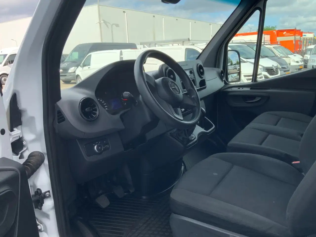 Mercedes-Benz Sprinter 314 2.2 CDI 366 L2H2 Airco 3 Zits Euro 6 - Panelvan: fotoğraf 5 Mercedes-Benz Sprinter 314 2.2 CDI 366 L2H2 Airco 3 Zits Euro 6 - Panelvan: fotoğraf 5