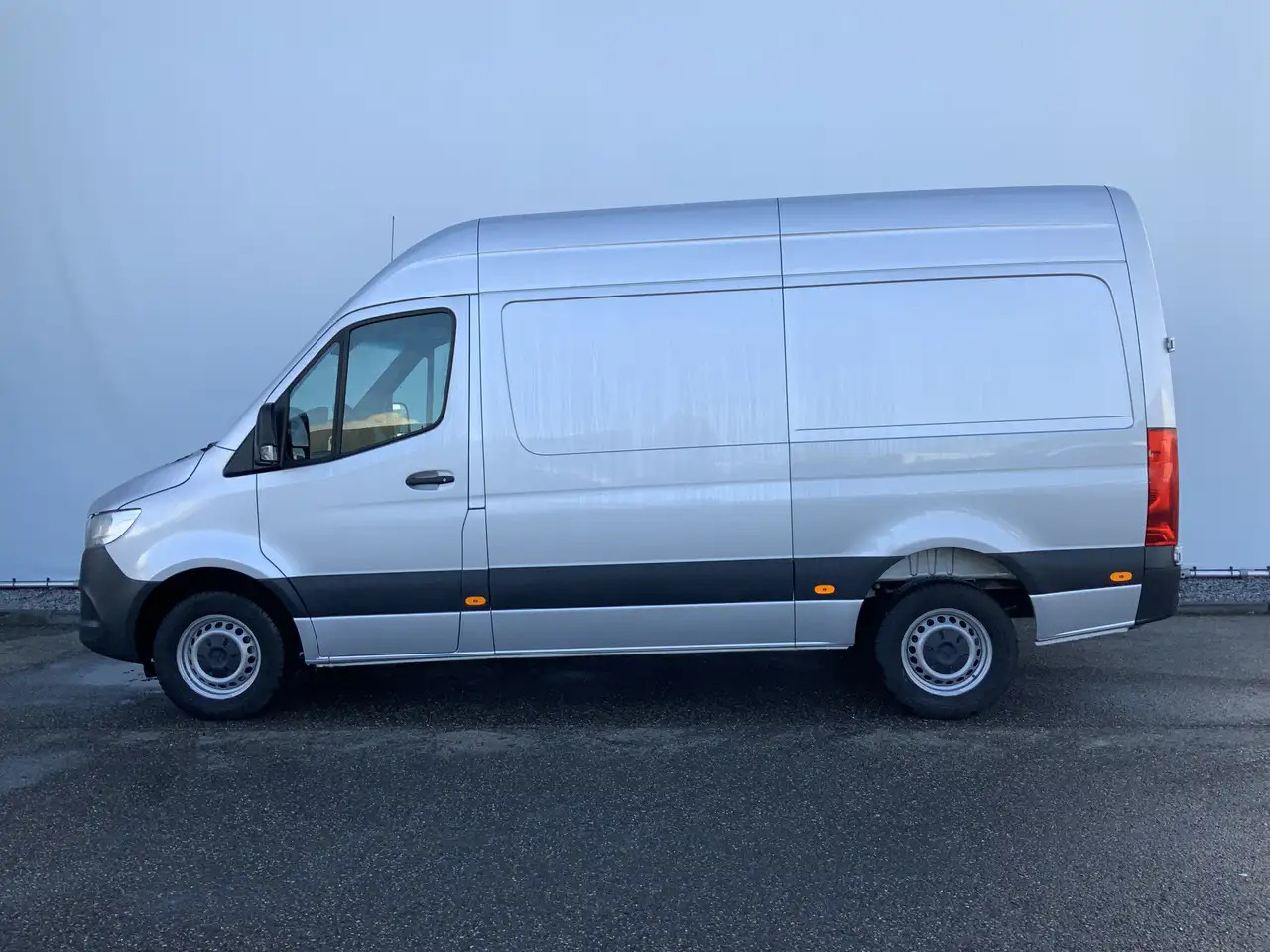 Mercedes-Benz Sprinter 315 1.9 CDI L2H2 Automaat 3 Zits Airco Navi Camera - Panelvan: fotoğraf 3 Mercedes-Benz Sprinter 315 1.9 CDI L2H2 Automaat 3 Zits Airco Navi Camera - Panelvan: fotoğraf 3