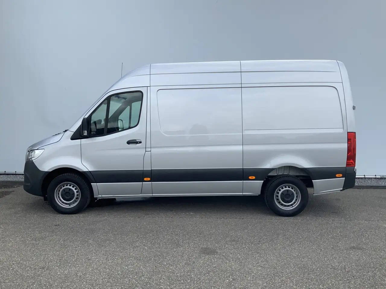 Mercedes-Benz Sprinter 315 1.9 CDI L2H2 Automaat 3 Zits Airco Navi Camera - Panelvan: fotoğraf 2 Mercedes-Benz Sprinter 315 1.9 CDI L2H2 Automaat 3 Zits Airco Navi Camera - Panelvan: fotoğraf 2
