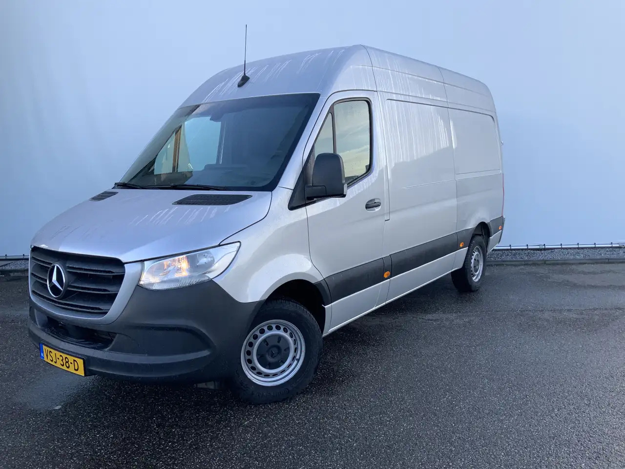 Mercedes-Benz Sprinter 315 1.9 CDI L2H2 Automaat 3 Zits Airco Navi Camera - Panelvan: fotoğraf 1 Mercedes-Benz Sprinter 315 1.9 CDI L2H2 Automaat 3 Zits Airco Navi Camera - Panelvan: fotoğraf 1