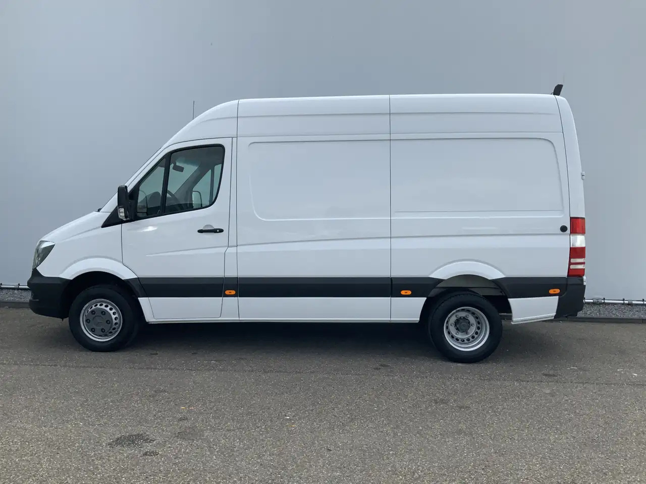 Mercedes-Benz Sprinter 516 2.2 CDI 366 L2H2 Camera Trekhaak 3500 kg Dub L - Panelvan: fotoğraf 3 Mercedes-Benz Sprinter 516 2.2 CDI 366 L2H2 Camera Trekhaak 3500 kg Dub L - Panelvan: fotoğraf 3