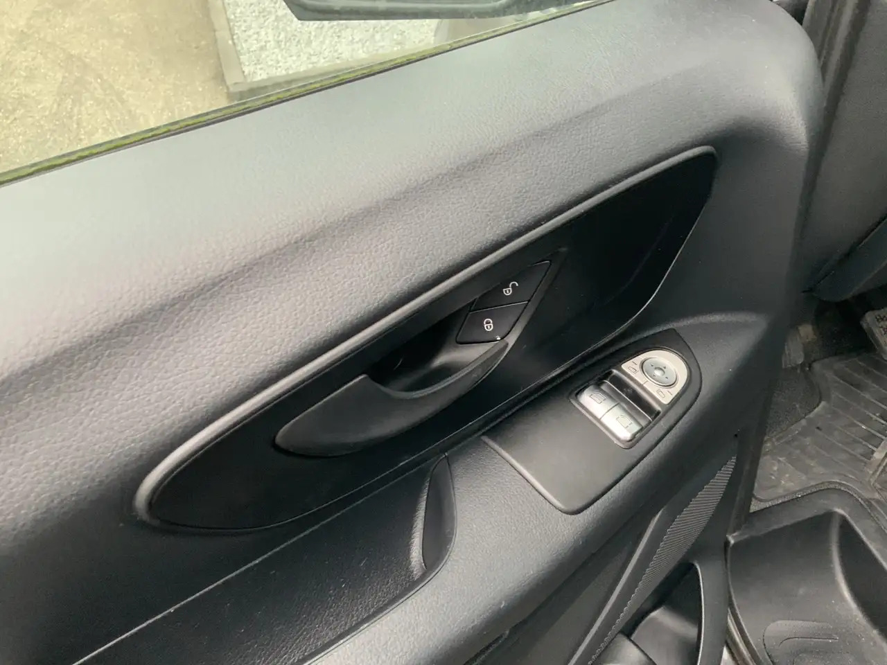 Mercedes-Benz Vito 114 CDI Lang L2 H1 3 Zits Airco Cruise Euro 5 - Küçük panelvan: fotoğraf 5 Mercedes-Benz Vito 114 CDI Lang L2 H1 3 Zits Airco Cruise Euro 5 - Küçük panelvan: fotoğraf 5