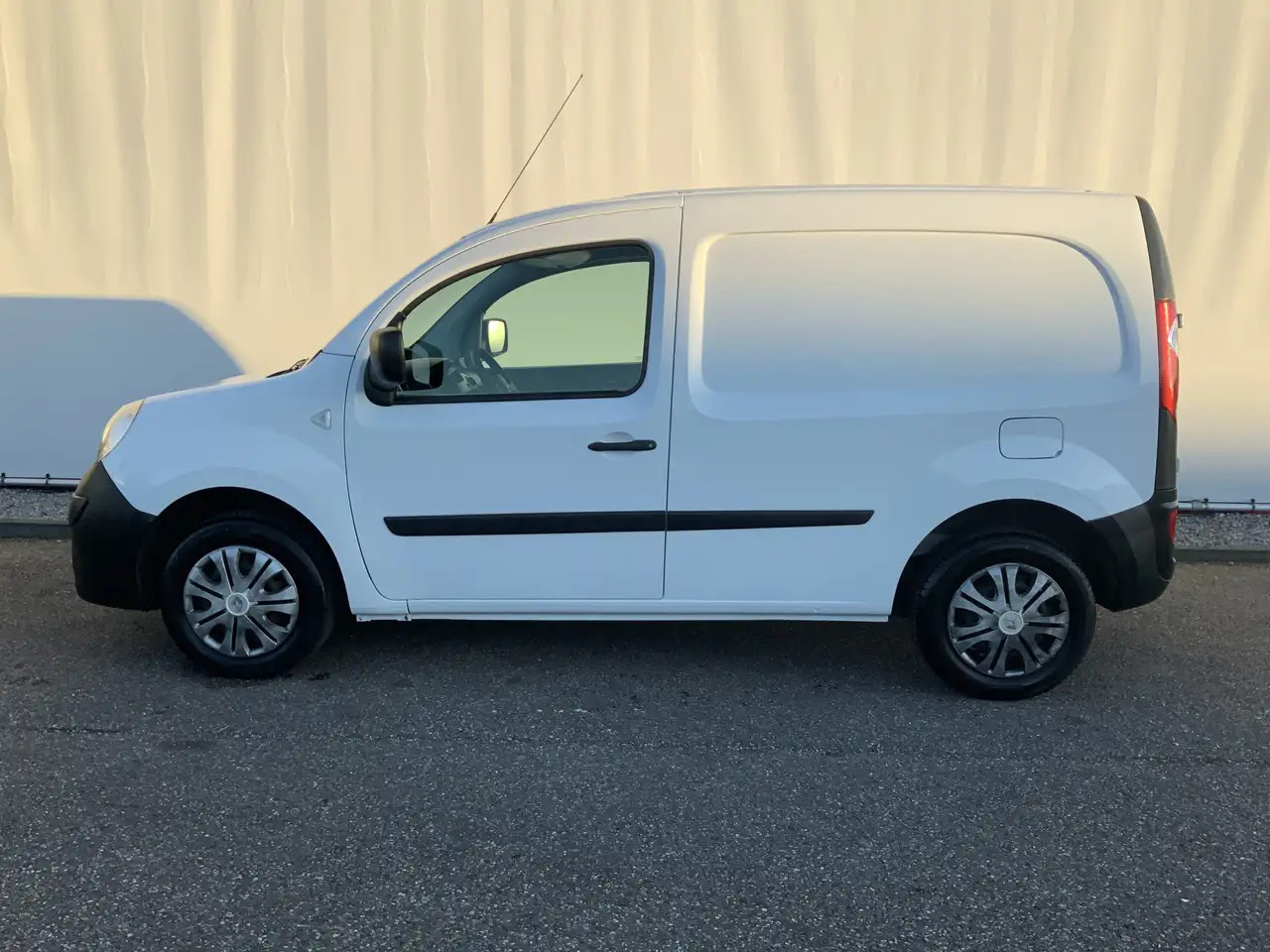Renault Kangoo Express 1.5 dCi 70 Express Comfort Airco Trekhaak - Küçük panelvan: fotoğraf 3 Renault Kangoo Express 1.5 dCi 70 Express Comfort Airco Trekhaak - Küçük panelvan: fotoğraf 3