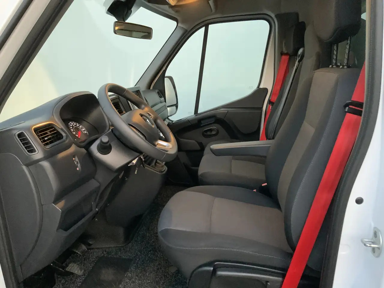 Renault Master T35 2.3 dCi 145 L3 Meubelbak&Klep Zijdeur Airco Cr - Kapalı kasa kamyonet: fotoğraf 4 Renault Master T35 2.3 dCi 145 L3 Meubelbak&Klep Zijdeur Airco Cr - Kapalı kasa kamyonet: fotoğraf 4