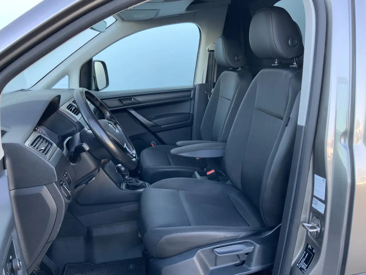 Volkswagen Caddy 2.0 TDI L2H1 150 pk DSG Maxi Excl. Edition Autom A - Küçük panelvan: fotoğraf 4 Volkswagen Caddy 2.0 TDI L2H1 150 pk DSG Maxi Excl. Edition Autom A - Küçük panelvan: fotoğraf 4