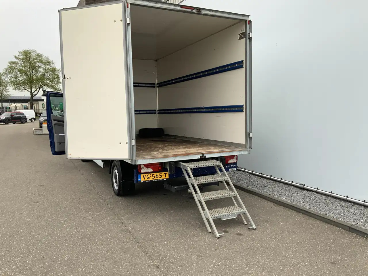 Kapalı kasa kamyonet Volkswagen Crafter 32 2.0 TDI L3H2 Meubelbak & Deuren Airco Cruise 3: fotoğraf 15