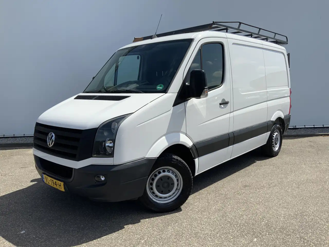 Volkswagen Crafter 35 2.0 TDI L1H1 Airco Cruise 3 Zits Trekhaak 2000 - Panelvan: fotoğraf 1 Volkswagen Crafter 35 2.0 TDI L1H1 Airco Cruise 3 Zits Trekhaak 2000 - Panelvan: fotoğraf 1