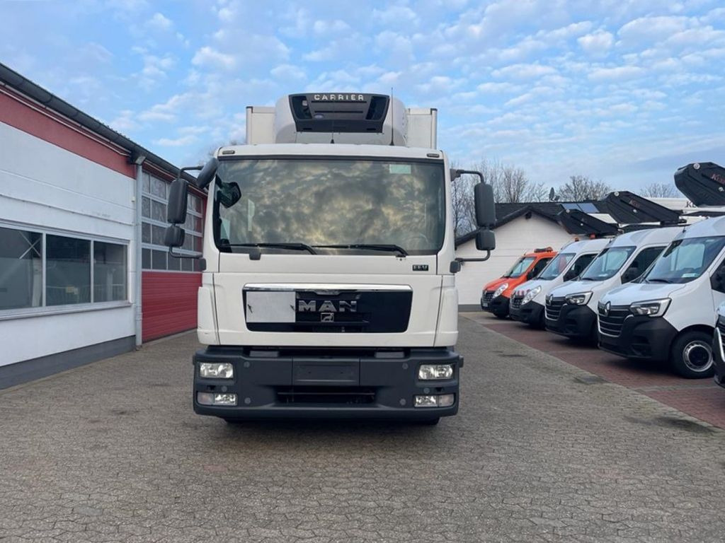 MAN TGL 10.220 Doka Möbelkoffer Umzug Fahrzeug - Refrijeratör kamyon: fotoğraf 2 MAN TGL 10.220 Doka Möbelkoffer Umzug Fahrzeug - Refrijeratör kamyon: fotoğraf 2