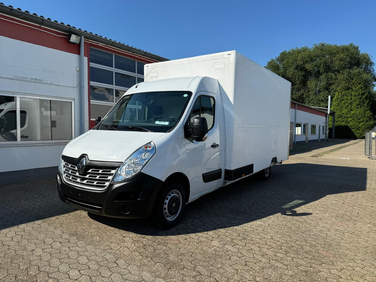 Renault Master Koffer mit Auffahrrampe 1200kg Nutzlast - Kapalı kasa kamyonet: fotoğraf 1 Renault Master Koffer mit Auffahrrampe 1200kg Nutzlast - Kapalı kasa kamyonet: fotoğraf 1