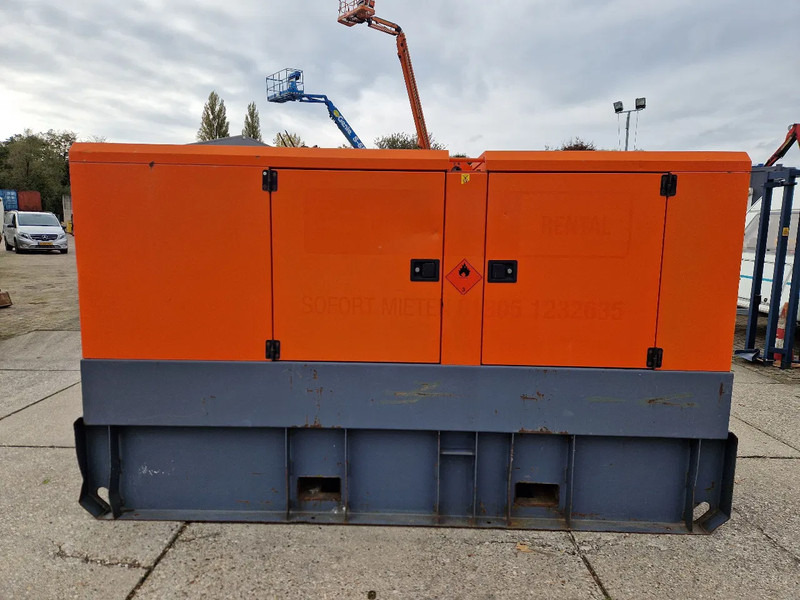 Atlas-Copco QAS150 met Leroy Somer generator - Elektrikli jeneratör: fotoğraf 3 Atlas-Copco QAS150 met Leroy Somer generator - Elektrikli jeneratör: fotoğraf 3