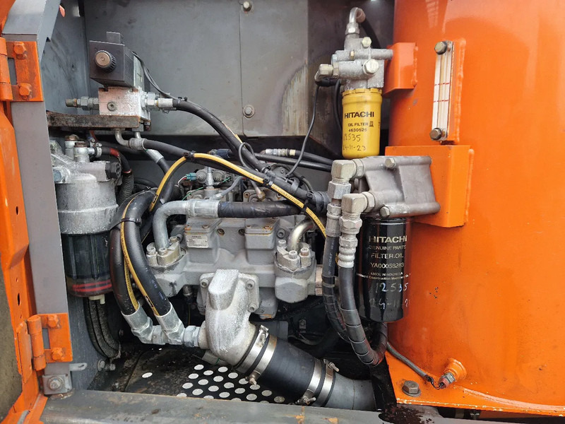 Hitachi ZX160LC-3 met zeer net rijwerk - Paletli ekskavatör: fotoğraf 5 Hitachi ZX160LC-3 met zeer net rijwerk - Paletli ekskavatör: fotoğraf 5