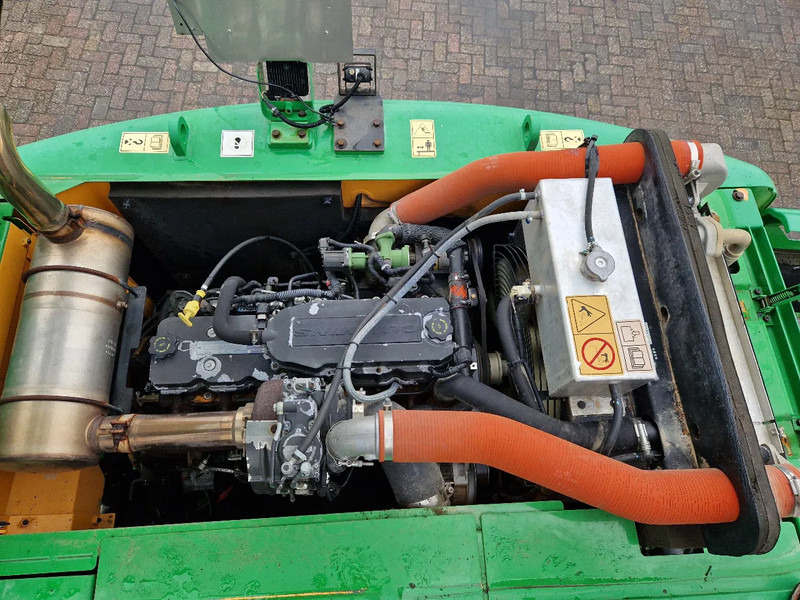Hyundai Robex 160W-9A met 6-cilinder Cummins motor - Tekerlekli ekskavatör: fotoğraf 5 Hyundai Robex 160W-9A met 6-cilinder Cummins motor - Tekerlekli ekskavatör: fotoğraf 5