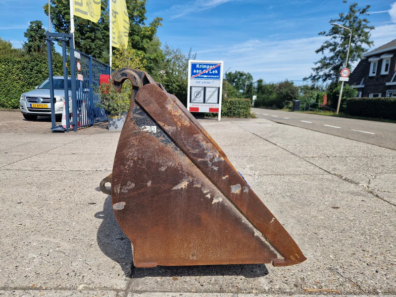 Jeroen van Leeuwen schepbak voor Volvo L30/L35 - Kova - İş makinaları: fotoğraf 4 Jeroen van Leeuwen schepbak voor Volvo L30/L35 - Kova - İş makinaları: fotoğraf 4