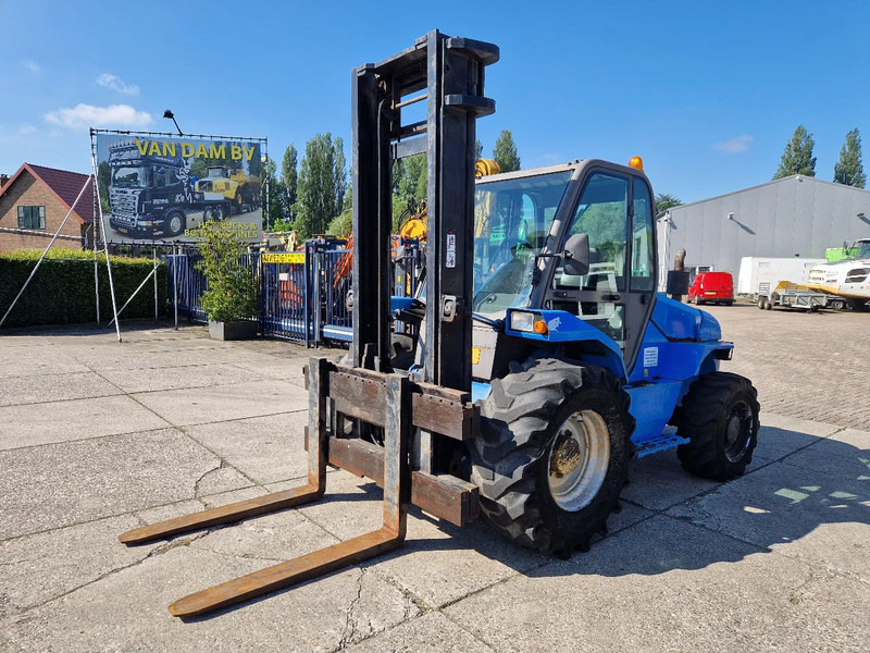 Manitou M50-4 ruwterrein 4WD sideshift - Arazi tipi forklift: fotoğraf 1 Manitou M50-4 ruwterrein 4WD sideshift - Arazi tipi forklift: fotoğraf 1