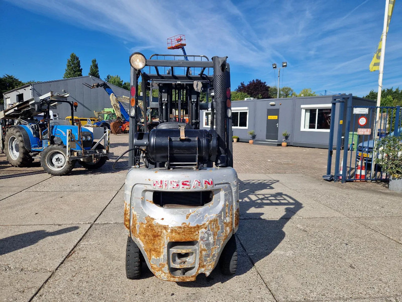 Nissan 1800 kg. LPG met keuring - LPG forklift: fotoğraf 4 Nissan 1800 kg. LPG met keuring - LPG forklift: fotoğraf 4