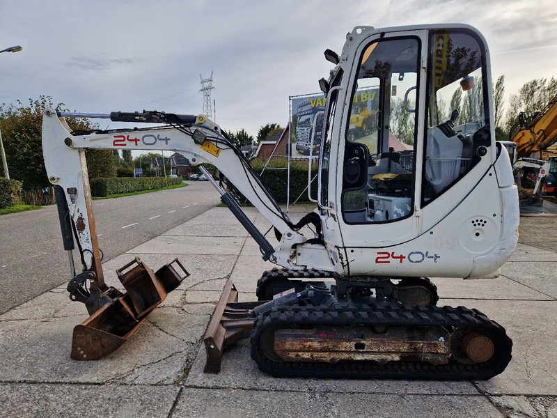 WACKER NEUSON 2404RD, kan op een berghelling draaien - Mini ekskavatör: fotoğraf 3 WACKER NEUSON 2404RD, kan op een berghelling draaien - Mini ekskavatör: fotoğraf 3