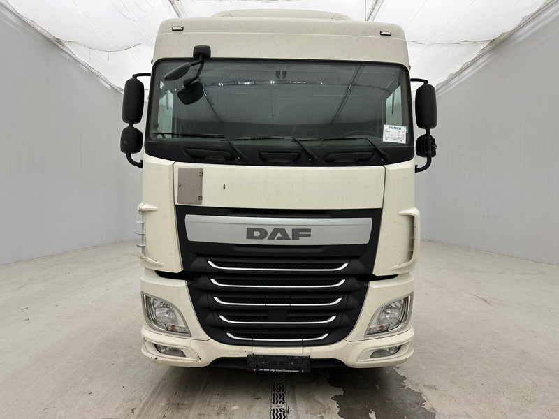 DAF XF 460 Space Cab - Çekici: fotoğraf 2 DAF XF 460 Space Cab - Çekici: fotoğraf 2