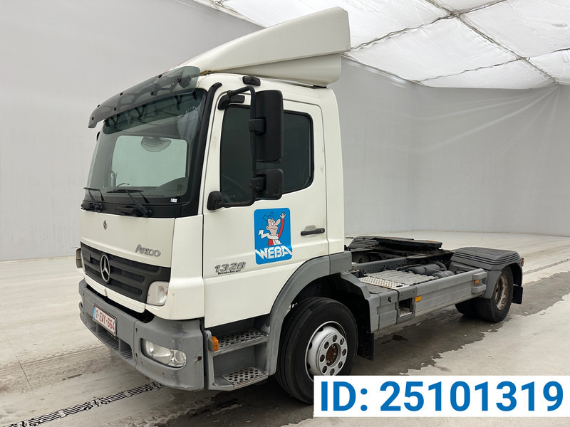 Mercedes-Benz Atego 1328 - Çekici: fotoğraf 1 Mercedes-Benz Atego 1328 - Çekici: fotoğraf 1
