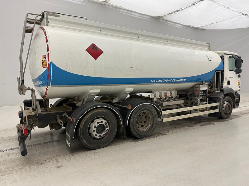 MAN TGM 26.340 - 6x2 - Tanker kamyon: fotoğraf 4 MAN TGM 26.340 - 6x2 - Tanker kamyon: fotoğraf 4