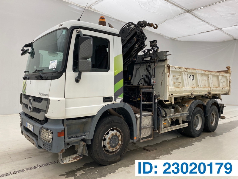 Mercedes-Benz Actros 3336 - 6x4 - Damperli kamyon, Vinçli kamyon: fotoğraf 1 Mercedes-Benz Actros 3336 - 6x4 - Damperli kamyon, Vinçli kamyon: fotoğraf 1