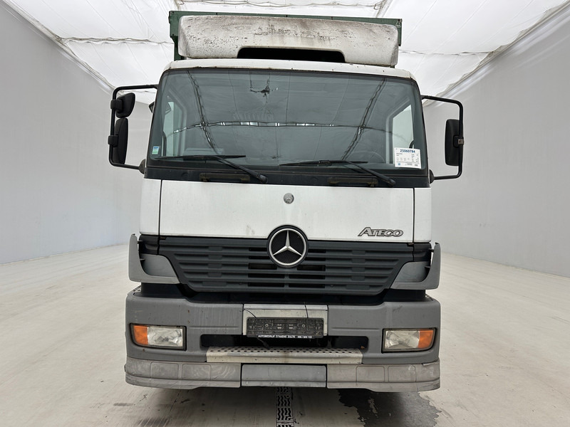 Mercedes-Benz Atego 1823 - Tenteli kamyon: fotoğraf 2 Mercedes-Benz Atego 1823 - Tenteli kamyon: fotoğraf 2