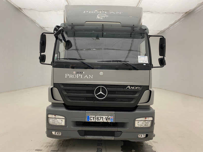 Mercedes-Benz Axor 1833 - Kapalı kasa kamyon: fotoğraf 2 Mercedes-Benz Axor 1833 - Kapalı kasa kamyon: fotoğraf 2