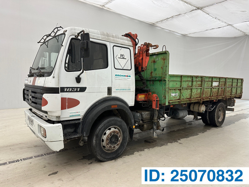 Mercedes-Benz SK 1831 - Damperli kamyon, Vinçli kamyon: fotoğraf 1 Mercedes-Benz SK 1831 - Damperli kamyon, Vinçli kamyon: fotoğraf 1