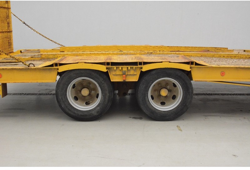 SERMA Low bed trailer - Alçak çerçeveli platform dorse: fotoğraf 4 SERMA Low bed trailer - Alçak çerçeveli platform dorse: fotoğraf 4