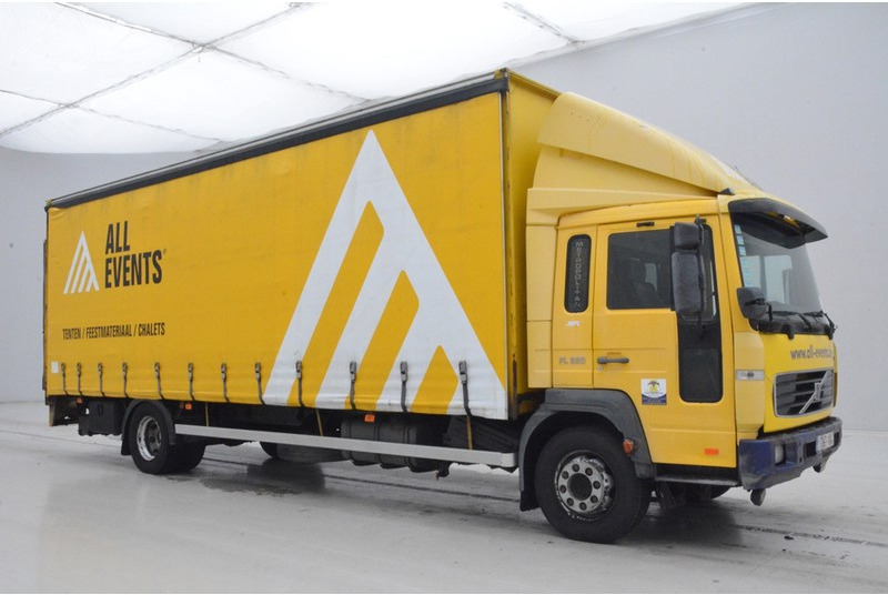 Volvo FL 220* - Tenteli kamyon: fotoğraf 3 Volvo FL 220* - Tenteli kamyon: fotoğraf 3