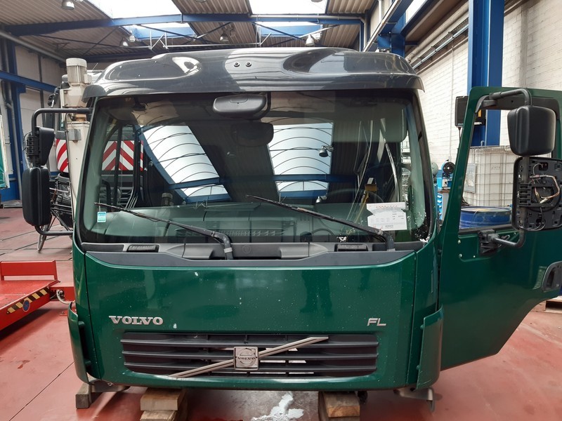Volvo FL Volvo FL - Kabin ve iç mekan: fotoğraf 1 Volvo FL Volvo FL - Kabin ve iç mekan: fotoğraf 1