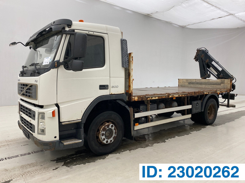Volvo FM 300 - Sal/ Açık kasa kamyon, Vinçli kamyon: fotoğraf 1 Volvo FM 300 - Sal/ Açık kasa kamyon, Vinçli kamyon: fotoğraf 1