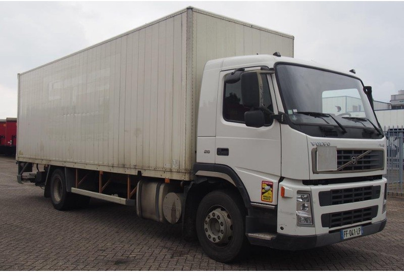Volvo FM9.260 - Kapalı kasa kamyon: fotoğraf 3 Volvo FM9.260 - Kapalı kasa kamyon: fotoğraf 3