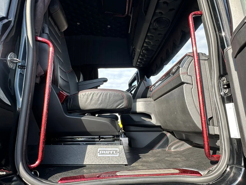 Çekici Scania S660 V8 6X2 LONGLINE SPECIAL INTERIOR BUFFL TREKKER MET HYDRAULIEK / SATTELZUG / TRACTOR UNIT / CAMIÓN: fotoğraf 12