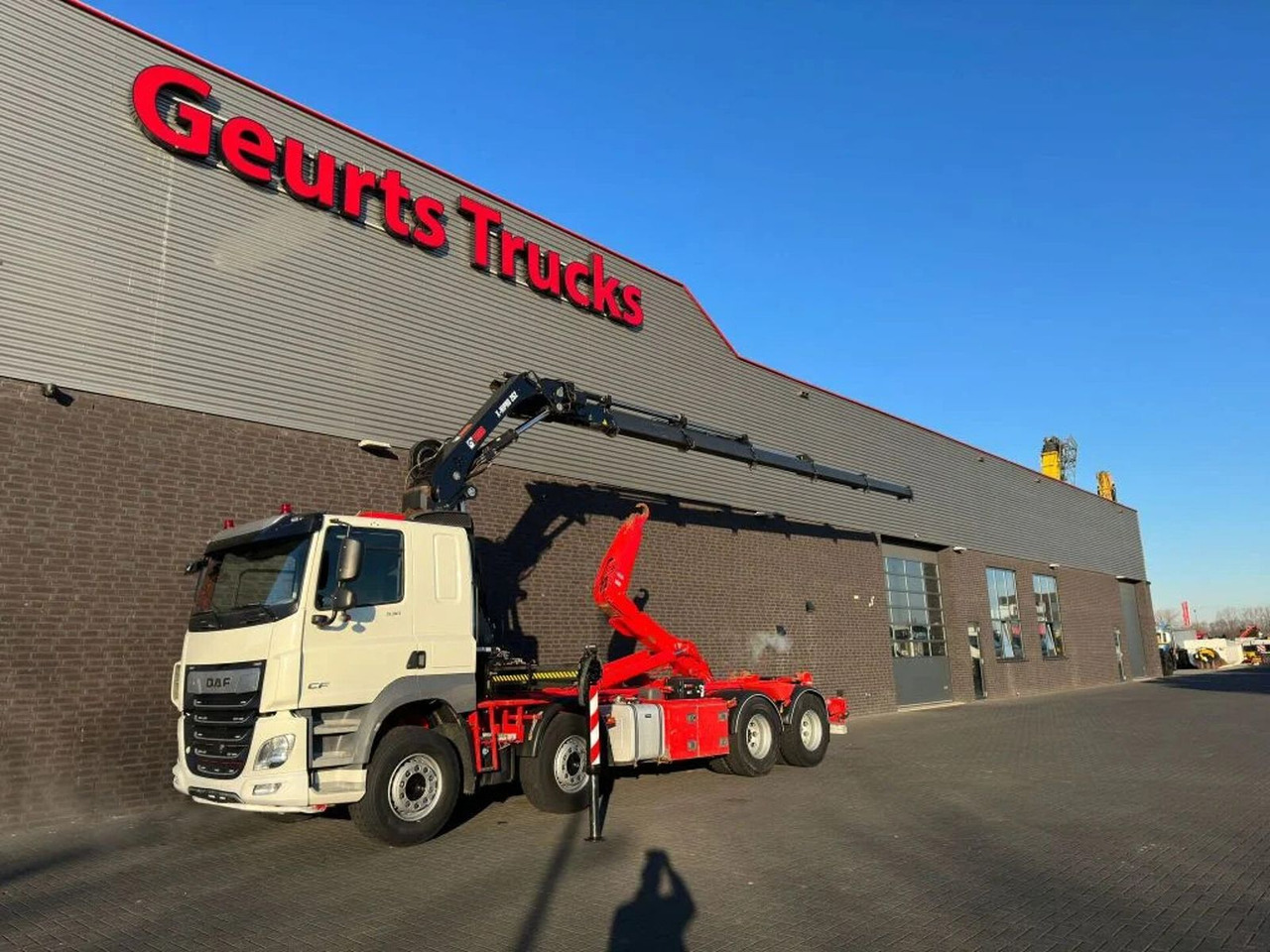 DAF CF 530 8X4 + HIAB HAAKARM + HIAB 262 EP-5 KRAAN/ - Kancalı yükleyici kamyon: fotoğraf 2 DAF CF 530 8X4 + HIAB HAAKARM + HIAB 262 EP-5 KRAAN/ - Kancalı yükleyici kamyon: fotoğraf 2