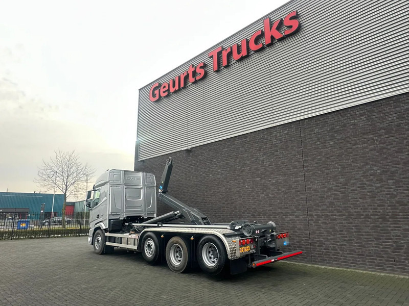 DAF XF 530 8X2 TRIPLE VDL S-30-6700 HAAKARMSYSTEEM/ABROLLKIPPER/HOOKLIFT/NIEUW/NEW - Kancalı yükleyici kamyon: fotoğraf 3 DAF XF 530 8X2 TRIPLE VDL S-30-6700 HAAKARMSYSTEEM/ABROLLKIPPER/HOOKLIFT/NIEUW/NEW - Kancalı yükleyici kamyon: fotoğraf 3