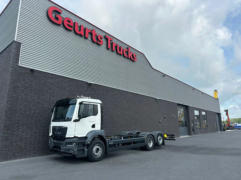 MAN TGS 26.480 6X2-4 BL CHASSIS CABINE (NIEUW) - Şasi kamyon: fotoğraf 2 MAN TGS 26.480 6X2-4 BL CHASSIS CABINE (NIEUW) - Şasi kamyon: fotoğraf 2