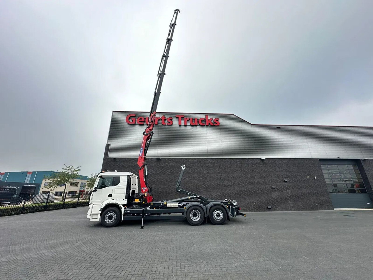 MAN TGS 26.520 6X4H-4 BL NEW MODEL + MEILLER HAAKARM - Kancalı yükleyici kamyon, Vinçli kamyon: fotoğraf 3 MAN TGS 26.520 6X4H-4 BL NEW MODEL + MEILLER HAAKARM - Kancalı yükleyici kamyon, Vinçli kamyon: fotoğraf 3