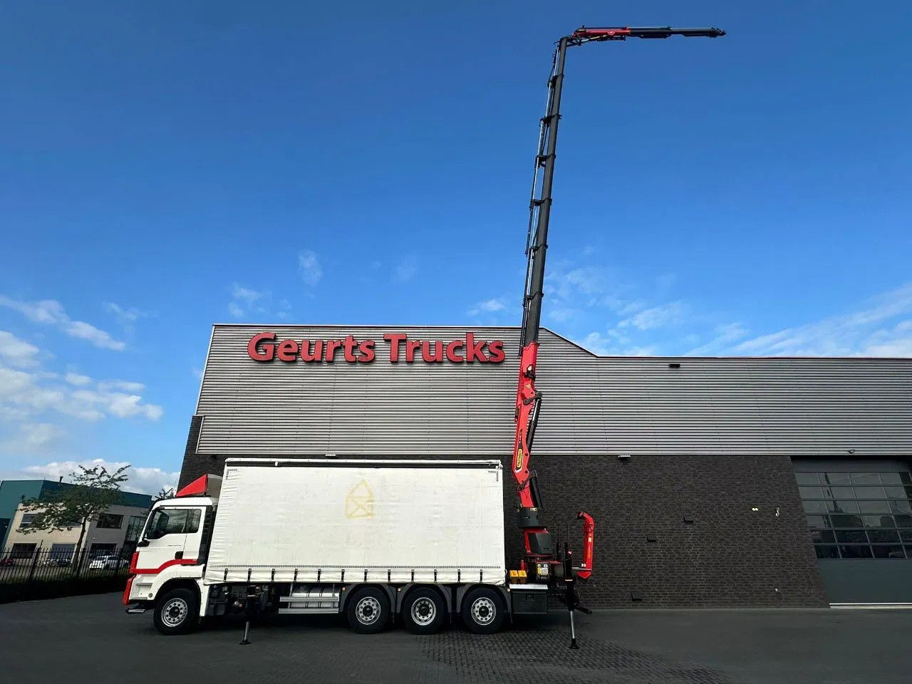 MAN TGS 35.470 8X2 SCHUIFZEIL MET PALFINGER PK37.002 - Vinçli kamyon: fotoğraf 5 MAN TGS 35.470 8X2 SCHUIFZEIL MET PALFINGER PK37.002 - Vinçli kamyon: fotoğraf 5