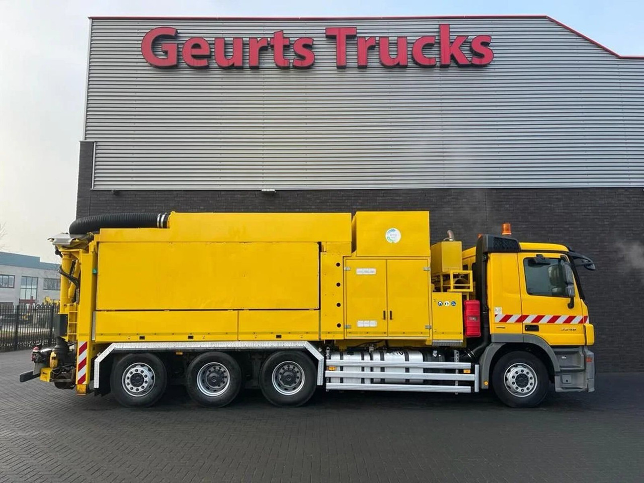Mercedes-Benz Actros 3248 8X4 TRIDEM MTS DINO 12 SAUGBAGGER/SU - Vidanjör: fotoğraf 4 Mercedes-Benz Actros 3248 8X4 TRIDEM MTS DINO 12 SAUGBAGGER/SU - Vidanjör: fotoğraf 4